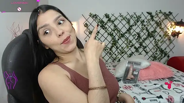 issa  nassar online show from September 28, 2:22 pm