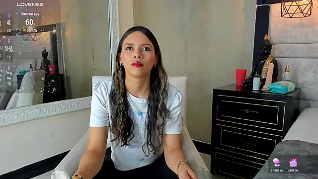 LiliJensen online show from November 6, 8:43 pm