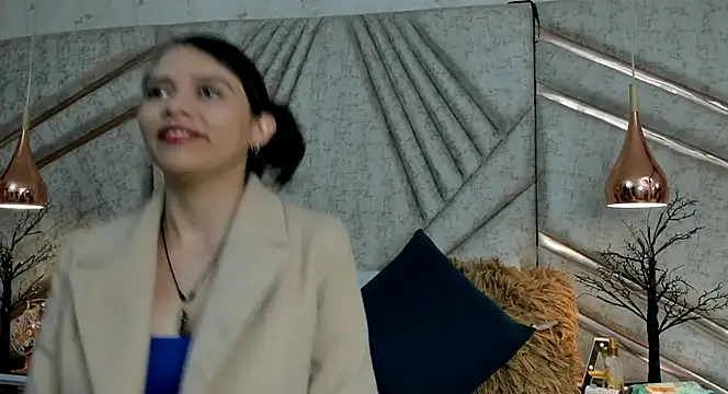 LiliJensen online show from November 16, 7:52 pm