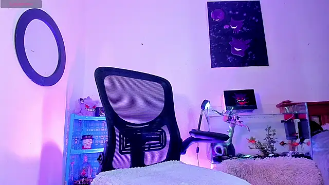 CRAZY-BOY99 online show from May 11, 7:33 pm