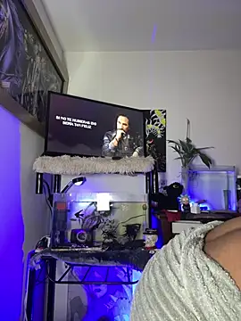 CRAZY-BOY99 online show from July 7, 12:53 pm