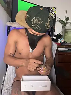 CRAZY-BOY99 online show from July 19, 11:03 am