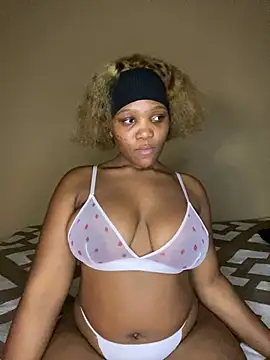 Beyoncex05 online show from May 8, 10:37 pm