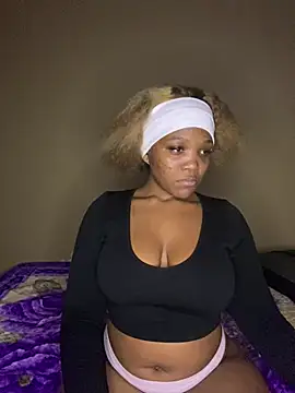 Beyoncex05 online show from May 14, 8:59 pm