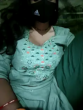 Sexyradha  online show from May 7, 10:15 pm