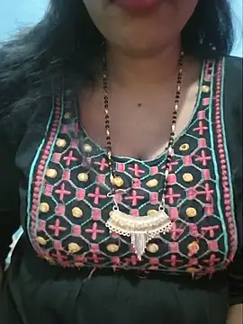 Sexyradha  online show from June 26, 4:44 pm