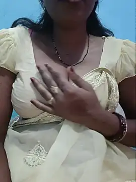 Sexyradha  online show from July 16, 7:09 pm