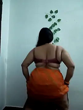 Snapshot of Neha-Bhabhi-Rasily chatting on March 22, 3:54 am Neha-Bhabhi-Rasily online show from March 22, 3:54 am