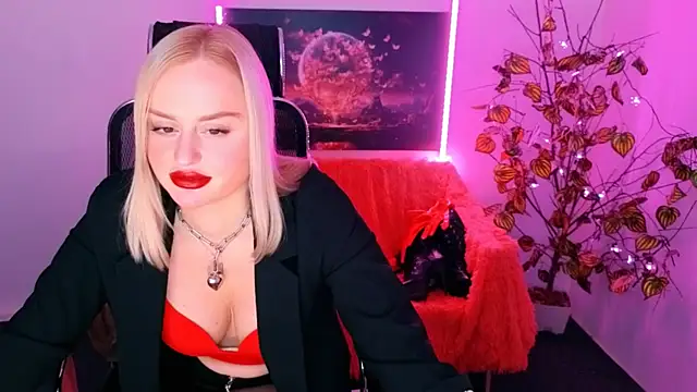 Miss Alice Silver online show from November 29, 4:10 pm