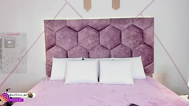 Snapshot of aurora_collinss_ chatting on October 9, 12:36 pm aurora collinss online show from October 9, 12:36 pm