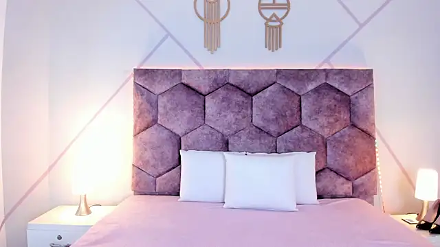 Snapshot of aurora_collinss_ chatting on November 23, 1:00 pm aurora collinss online show from November 23, 1:00 pm