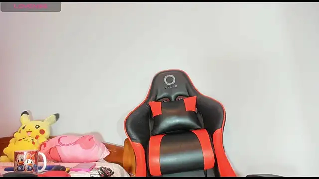 hot-nikol online show from February 11, 2:05 am