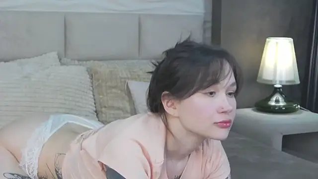 Snapshot of HeatherSweet_ chatting on March 8, 9:51 pm HeatherSweet online show from March 8, 9:51 pm
