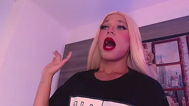 SashaNova online show from November 8, 5:18 am