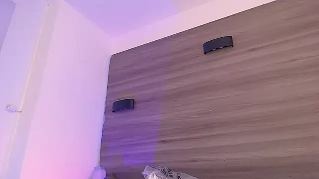 Snapshot of SashaNova chatting on March 21, 8:08 am SashaNova online show from March 21, 8:08 am