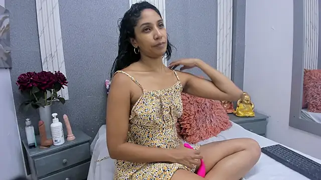 Snapshot of Lucy_Canel chatting on September 10, 7:25 pm Lucy Canel online show from September 10, 7:25 pm