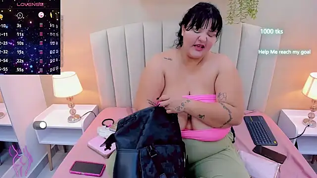 Snapshot of Jazmin_bigboobs_1 chatting on July 4, 12:33 pm Jazmin bigboobs 1 online show from July 4, 12:33 pm