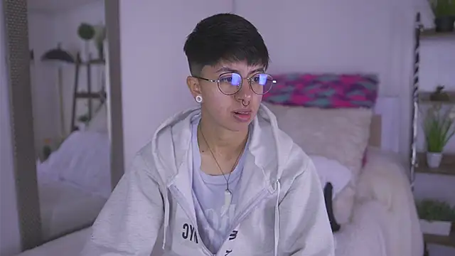 tommy blue online show from October 9, 12:47 pm