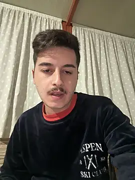 ategurl192 online show from December 15, 9:30 pm