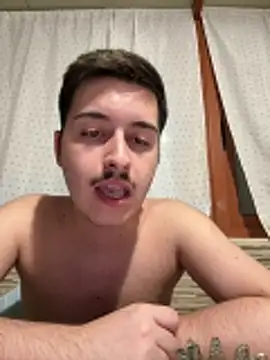 ategurl192 online show from May 29, 10:19 pm