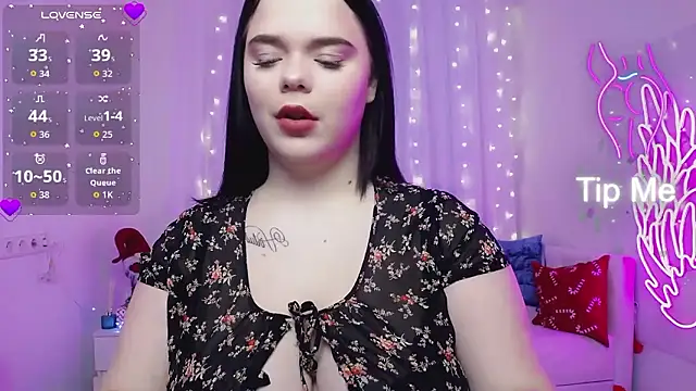 Eliss Shyyo online show from January 6, 6:50 am