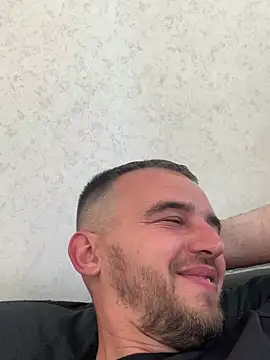 Maxpeins online show from June 8, 2:34 am