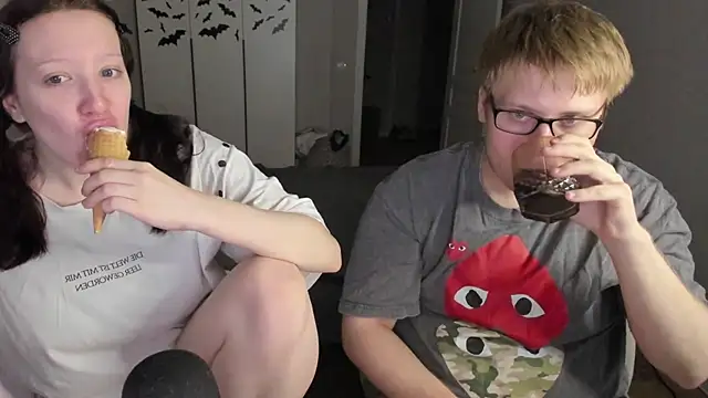 JayMollyy online show from July 29, 5:44 pm