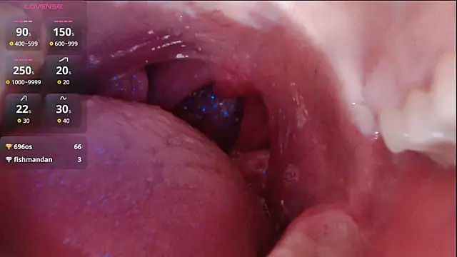 Snapshot of honey113 chatting on November 13, 12:26 pm honey113 online show from November 13, 12:26 pm