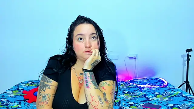 Celestte online show from March 4, 8:35 am