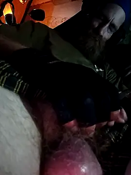 Snapshot of SirJonBradley chatting on September 18, 10:45 pm SirJonBradley online show from September 18, 10:45 pm