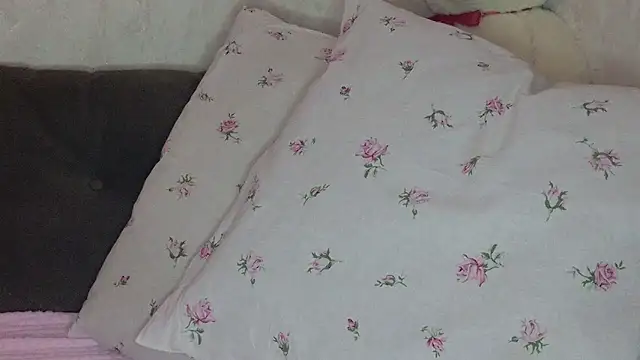 Snapshot of Anya-Sweet chatting on November 21, 4:16 pm Anya-Sweet online show from November 21, 4:16 pm