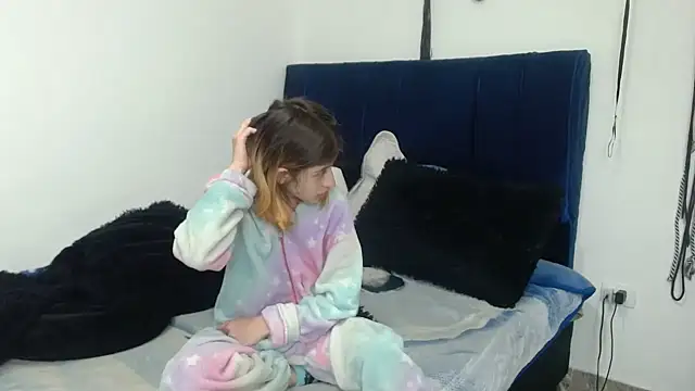 KratosAfroditacs online show from October 21, 12:44 am