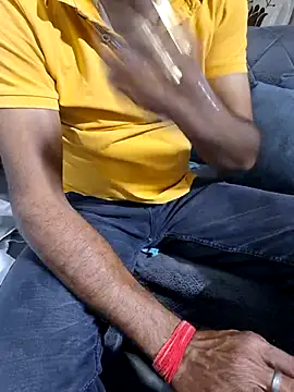 Snapshot of Decant_Ruhi143 chatting on October 4, 5:22 pm Decant Ruhi143 online show from October 4, 5:22 pm