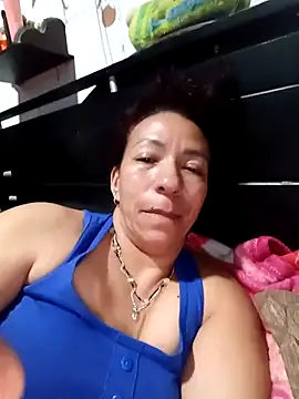 Snapshot of Antonela45 chatting on March 12, 1:12 am Antonela45 online show from March 12, 1:12 am