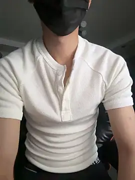 hello038038 online show from June 15, 1:35 pm