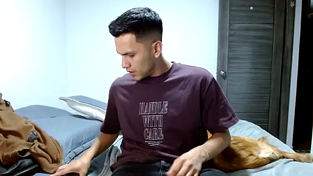 fetichistas96 online show from March 31, 12:34 am