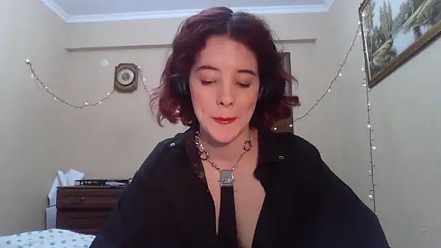  Amber Doll  online show from March 17, 12:30 am