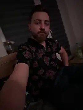heyhihelloboy online show from March 9, 3:11 am