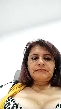 Snapshot of BiancaSteel chatting on November 22, 1:26 am BiancaSteel online show from November 22, 1:26 am