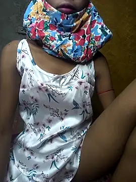 Cutesoma01 online show from November 17, 9:04 am