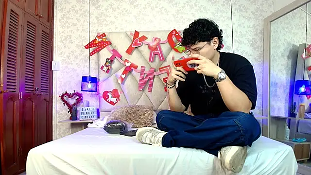 Lucymatty online show from September 18, 11:23 am