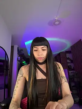 Snapshot of Saraa_Desiree chatting on March 22, 3:21 am Saraa Desiree online show from March 22, 3:21 am