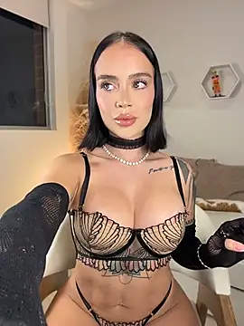 ValentinaMilann online show from July 11, 12:24 am