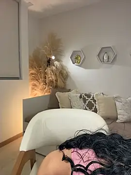 ValentinaMilann online show from July 30, 12:42 am