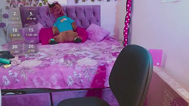 Anny  cute online show from October 21, 8:09 pm