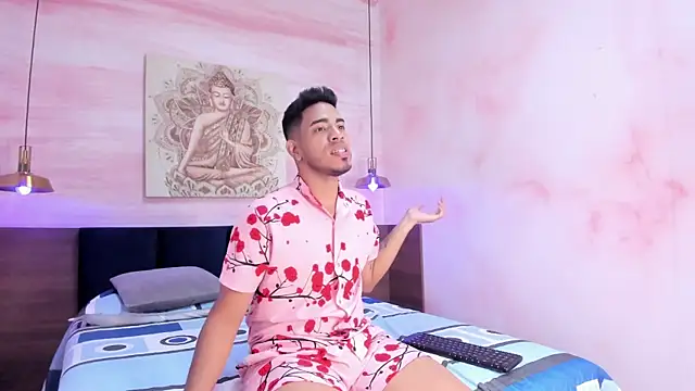 ETHAN DRAVEN online show from September 12, 7:36 pm