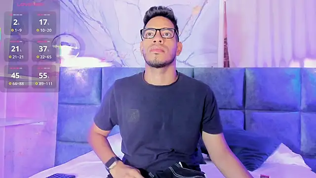 ETHAN DRAVEN online show from September 14, 7:02 pm