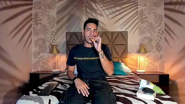 ETHAN DRAVEN online show from September 25, 7:17 pm