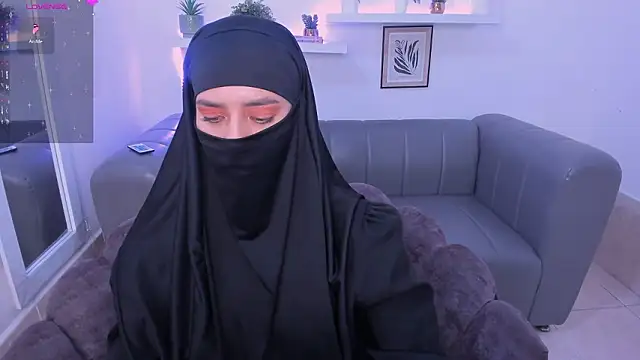 Snapshot of salma_arabicc chatting on March 13, 3:35 am salma arabicc online show from March 13, 3:35 am