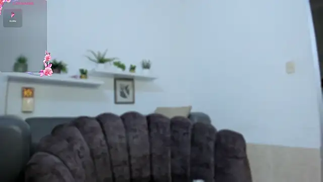 Snapshot of salma_arabicc chatting on April 6, 3:59 am salma arabicc online show from April 6, 3:59 am
